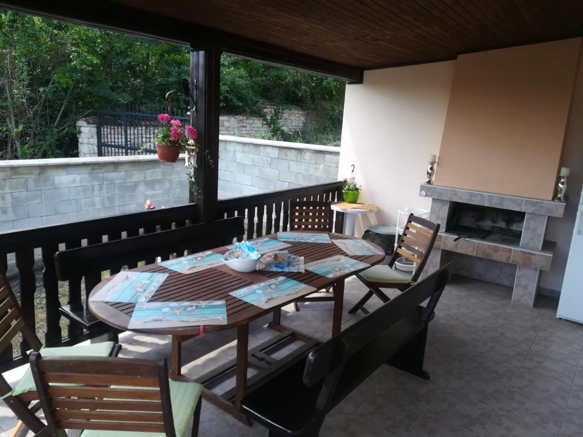 Guest House Olga Balcic Exterior foto