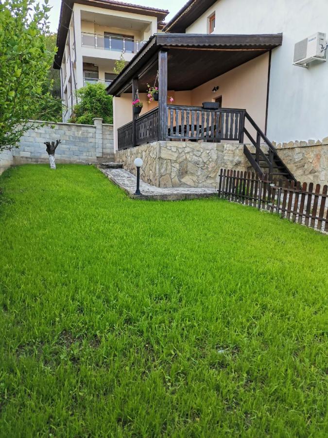Guest House Olga Balcic Exterior foto