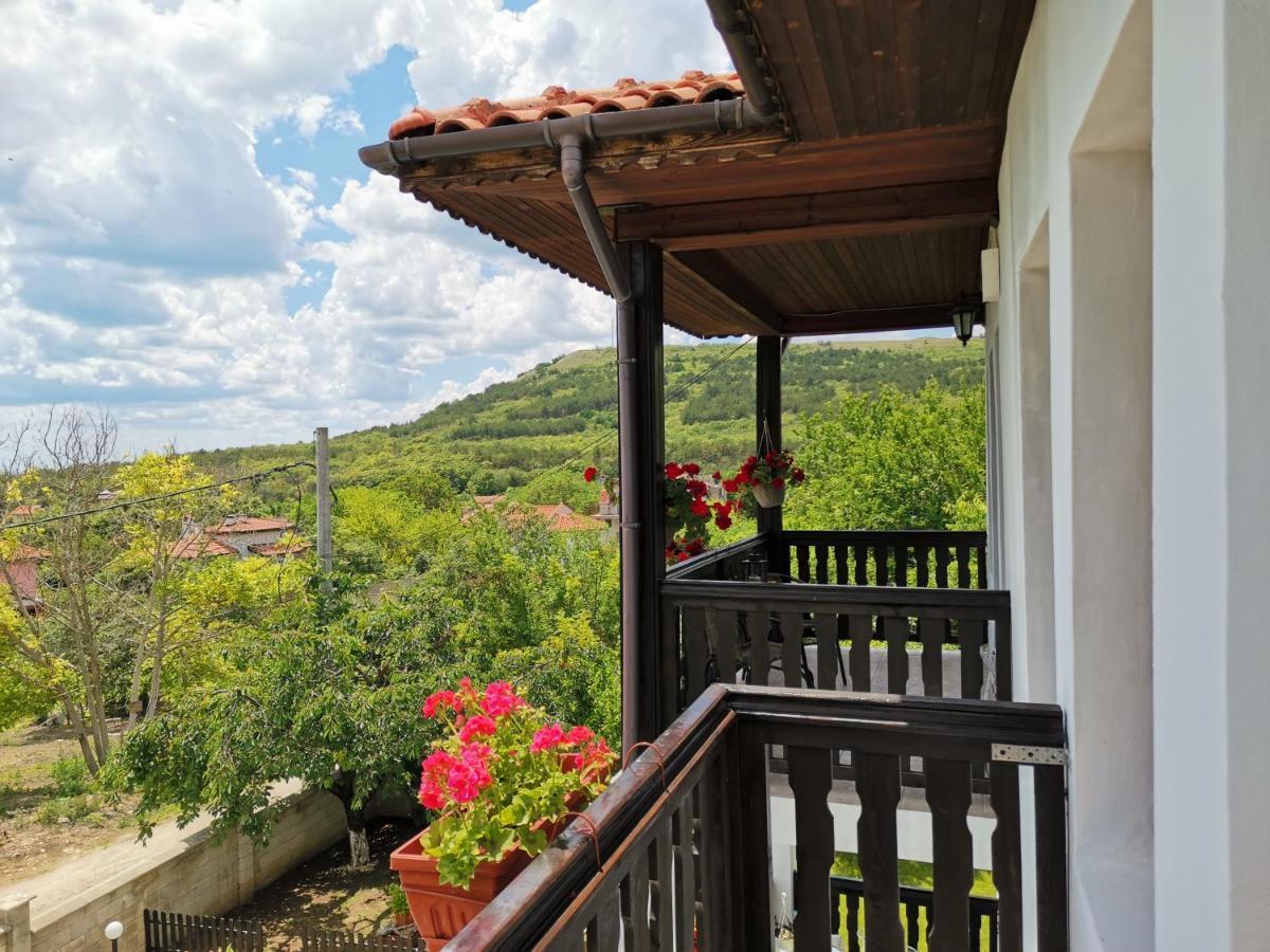 Guest House Olga Balcic Exterior foto
