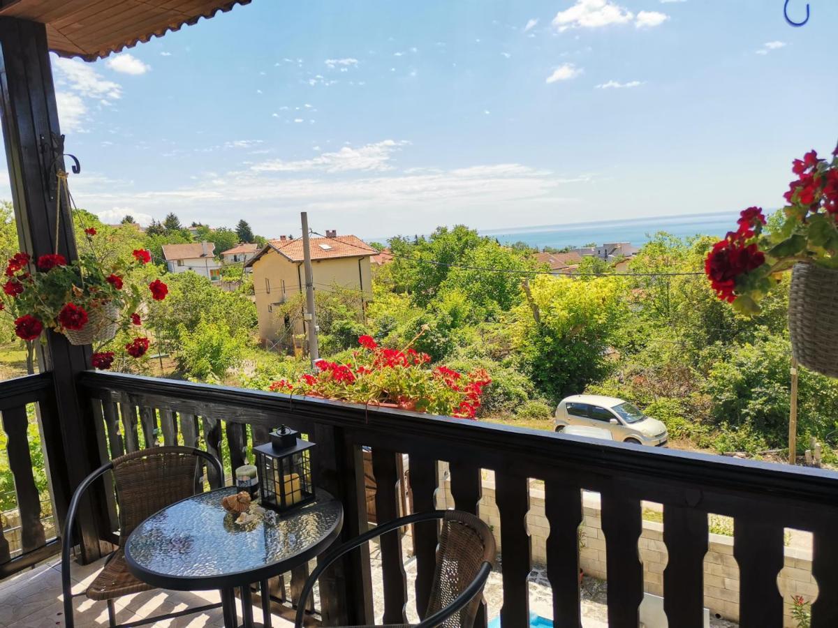Guest House Olga Balcic Exterior foto