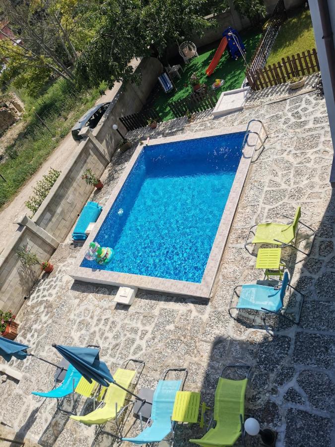Guest House Olga Balcic Exterior foto