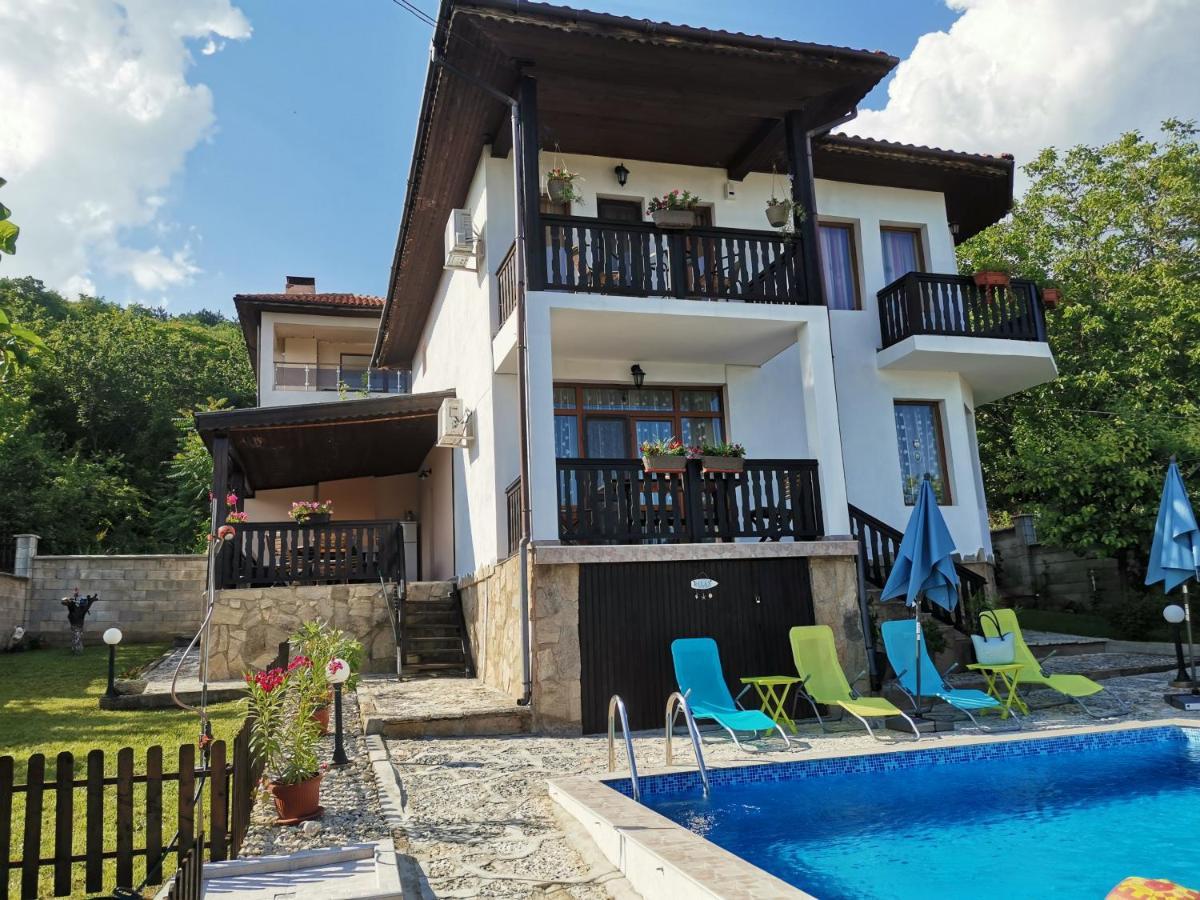 Guest House Olga Balcic Exterior foto